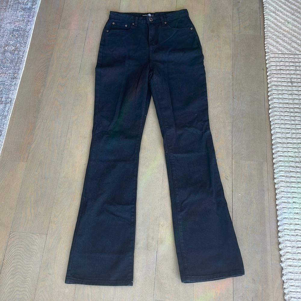 Boohoo bootcut high waist black jeans size 6 NWOT